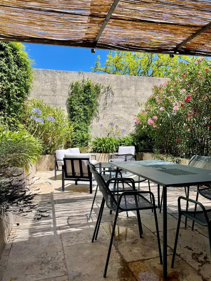 Le Mas Saint Philippe Jonquieres  Exterior foto